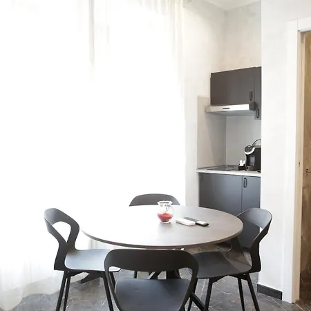 招待所 Jadore Monic