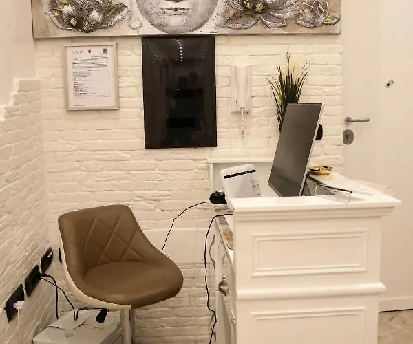 Jadore Monic Gasthuis