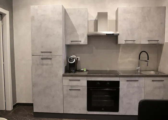 招待所 Jadore Monic