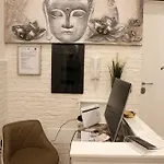 Jadore Monic Гостевой дом Рим