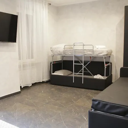 Jadore Monic Casa de hóspedes