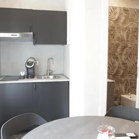 Jadore Monic 4*